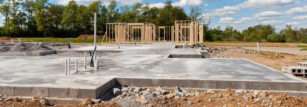 Základové desky a výkopové práce jako klíč k úspěšnému stavebnímu projektu